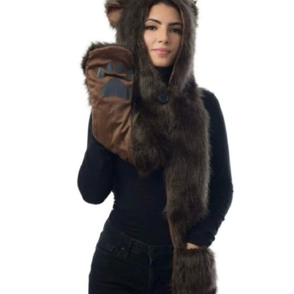 One size bear hat with hand pockets button closure - Picture 5 of 10